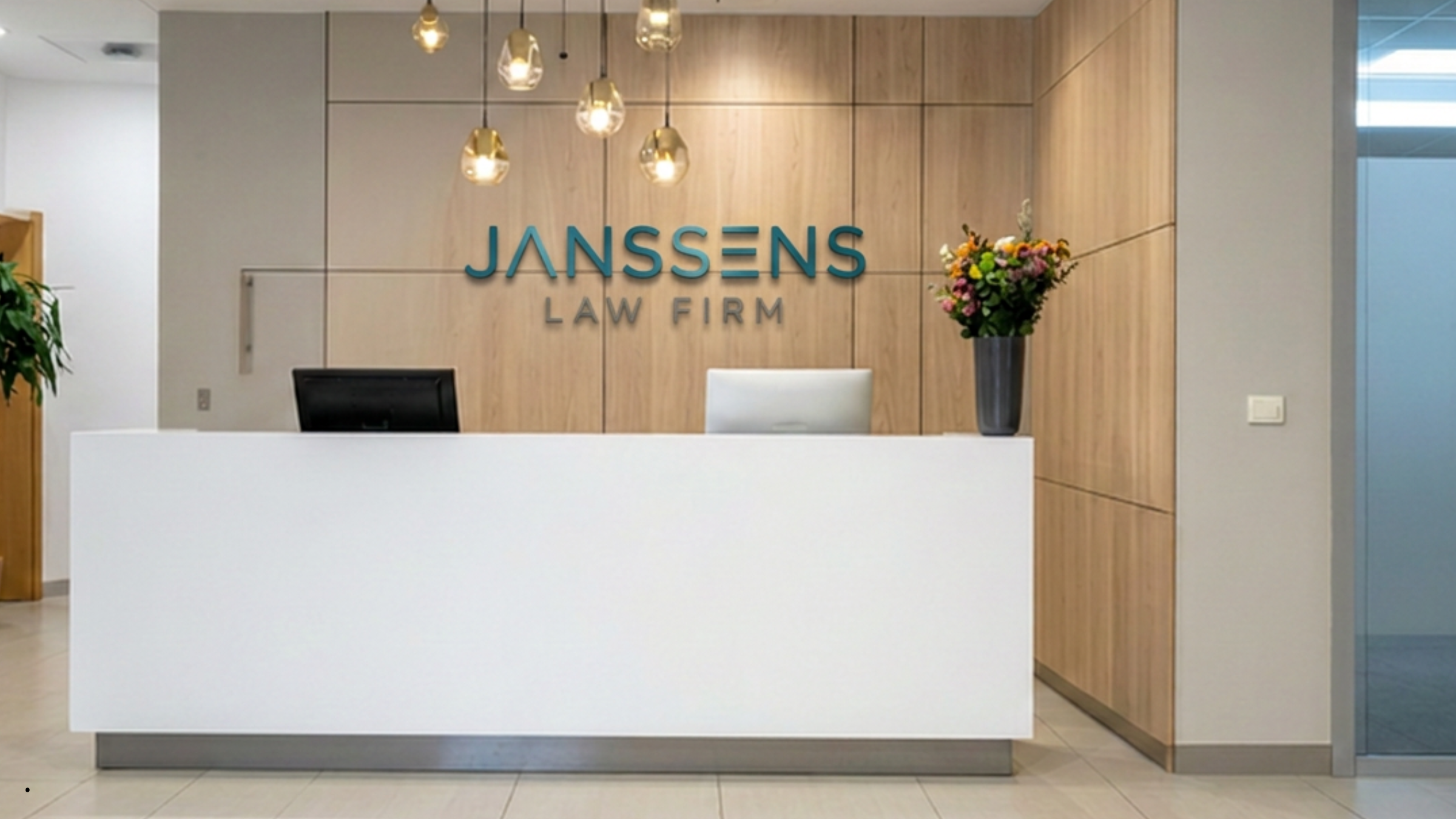 Gevel van JANSSENS Law Firm, Louizalaan in Brussel